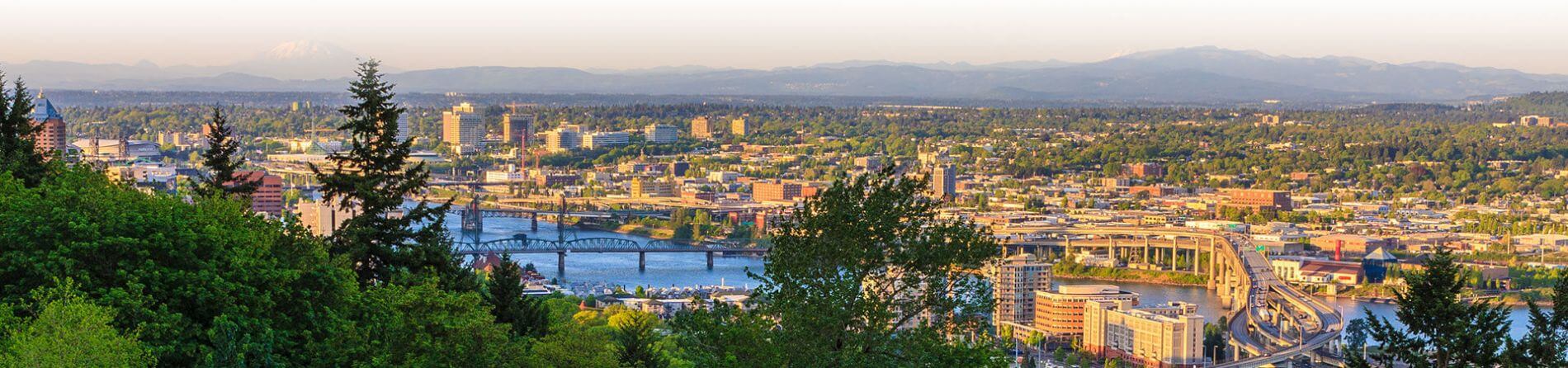 Panoramic photo of Portland, OR.